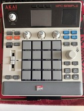 Akai MPC solo campione acceso