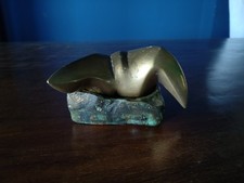 Scultura in bronzo astratta