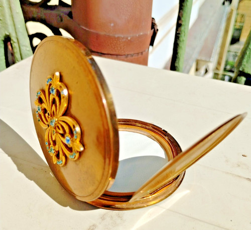 Splendido portacipria vintage