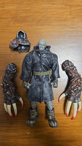 Resident evil x tyrant - resident,