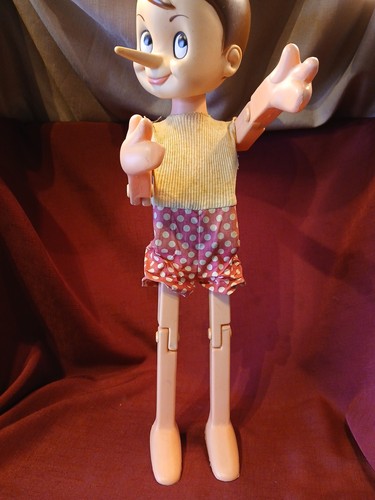 Figurina italiana pinocchio - figurina,