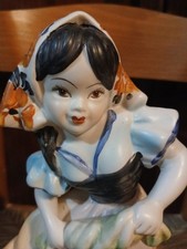 Statuina lavandaia Capodimonte