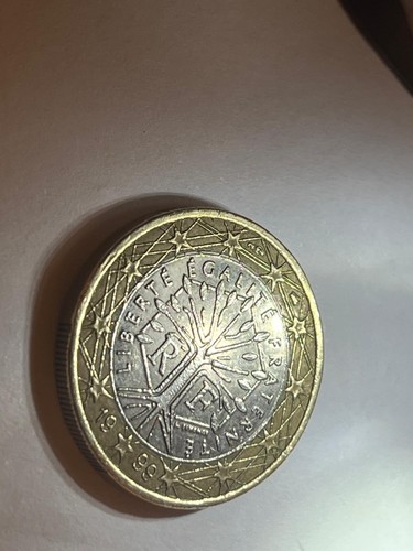Moneta euro con errore - da,