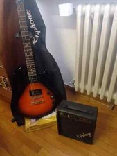 CHITARRA EPIPHONE LES PAUL CON AMPLIFICATORE E CUSTODIA  NUOVA!!!