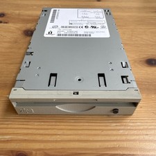 IOMEGA IDE ZIP250 DRIVE