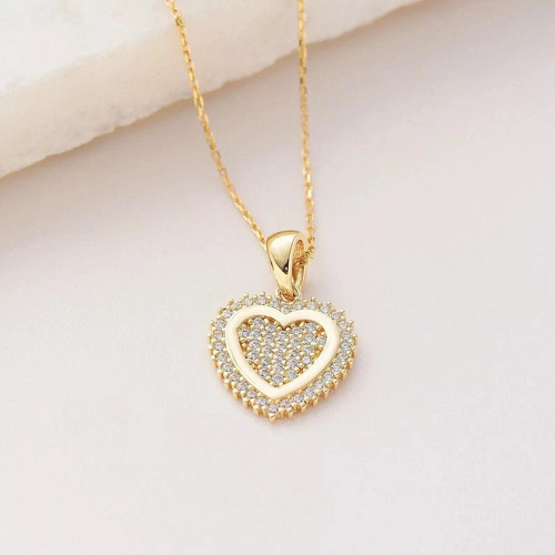Collana con ciondolo diamante