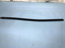 BMW E39 guarnizione per modanatura anteriore destra 51218159820