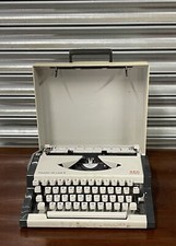 Vintage Olympia AEG Traveller