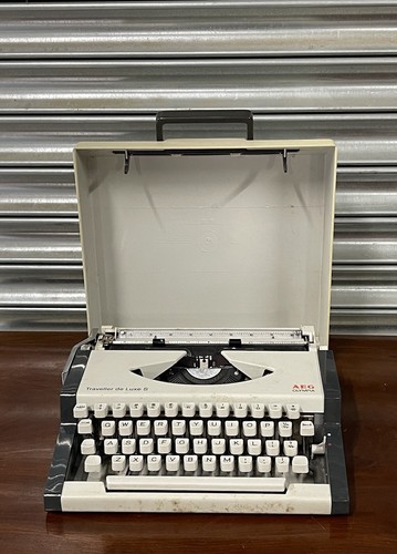 Vintage olympia aeg traveller - olympia,