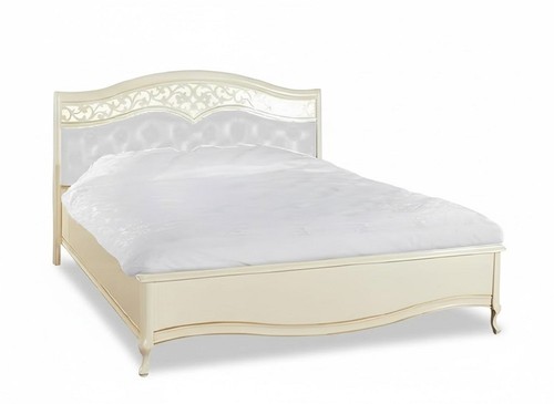 Letto matrimoniale classico