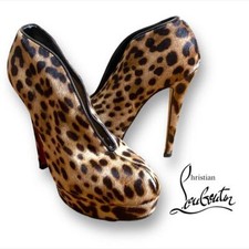 Christian Louboutin decolte