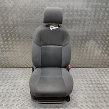 TOYOTA HILUX 7 AN10 Sedile