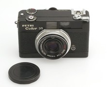 Petri Color 35 con 2,8/40 mm