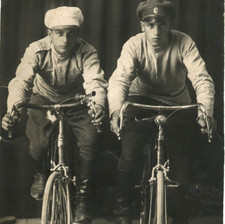Antica foto anni 20 giovani