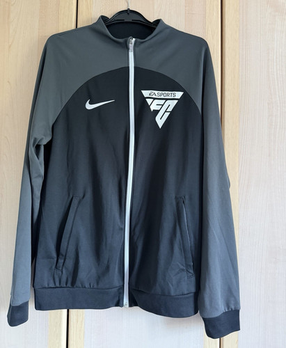 Nike sports referee - nike, fc