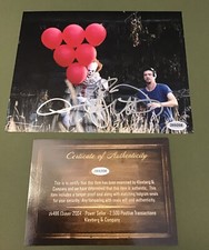 Autografo Andy Muschietti 8x10