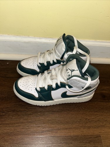 Air jordan mid se - air,