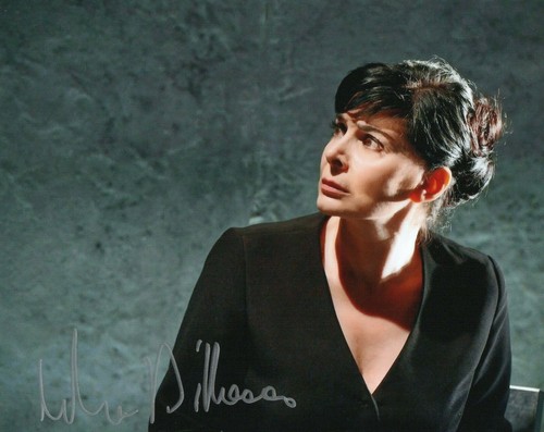 Mariangela abbraccio teatro - mariangela,