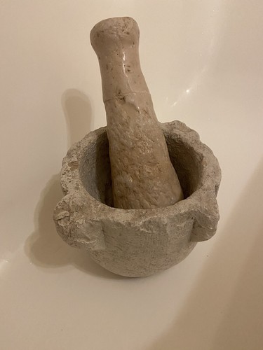Mortaio pietra con - pietra, pestello
