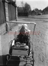Foto-negativo, WW2, giovane