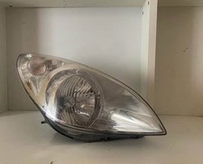 Faro / Fanale anteriore destro della Hyundai i 20 dell 2010 