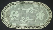 Centrino Uncinetto verde 62 x