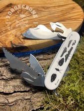 Victorinox Off White Equipment