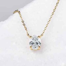 Collana con ciondolo 2 ct oro