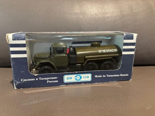 Camion cisterna elecon - camion, 1:43