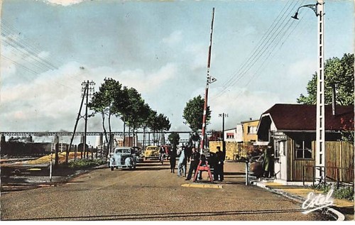 Audun tiche le poste - le,