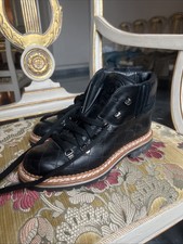 Stivali stringati Chanel neri