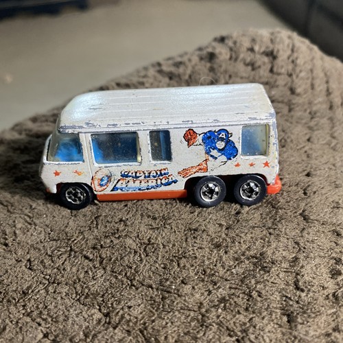 Hot wheels captain america gmc - captain,