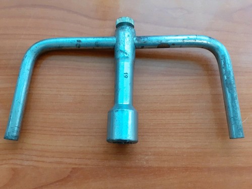 Chiave smontaggio ruote - smontaggio,
