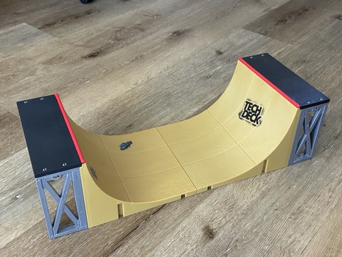 Tech deck ultimate half pipe - deck, half-pipe