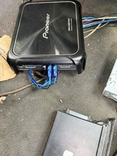 Pioneer GM-D8704 600W 