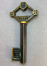 Chiave a ferro di cavallo