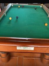 tavolo da bigliardo con panno da sostituire . Compreso di stecche. Smontaggio 