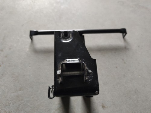 Staffa supporto centralina abs - staffa,