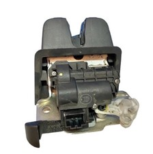 Serratura portellone posteriore Volkswagen passat B8 2015