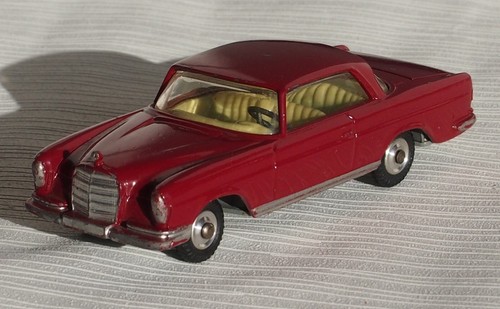 Mercedes 220se corgi 230 - 220se, 1:43