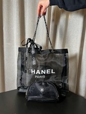 Nuova borsa Chanel Beauty Mesh