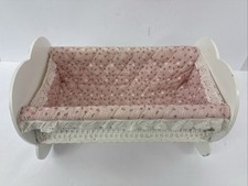 Bambola vintage in vimini