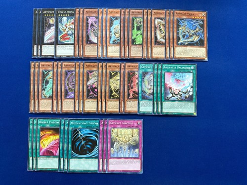 Mazzo completo di - -,