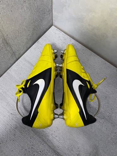 Nike ctr360 maestri iii - nike,