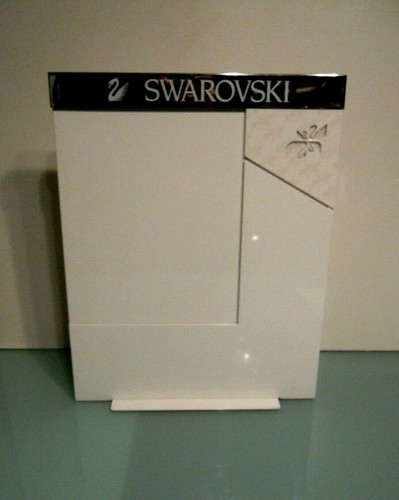 Swarovski showcase display - swarovski,