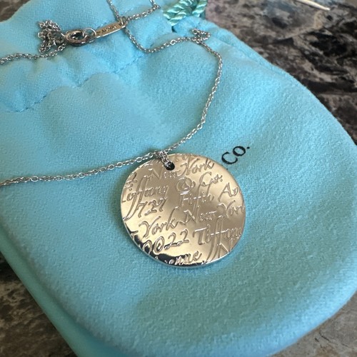 Collana con ciondolo - , tondo