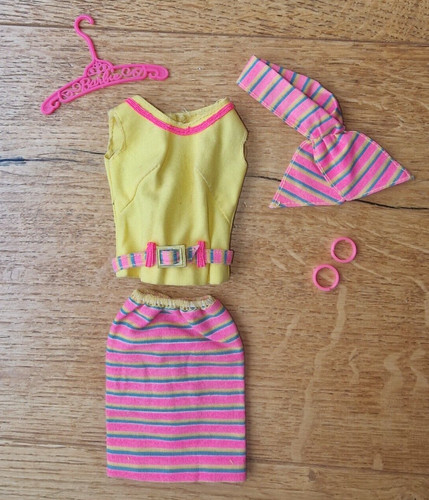 Vintage 1967 barbie - barbie, color