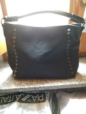 borsa nera ecopelle  con borchie