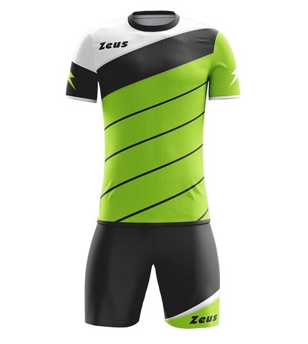 Completo calcio uomo zeus