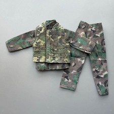 Giacca con pantaloni in scala